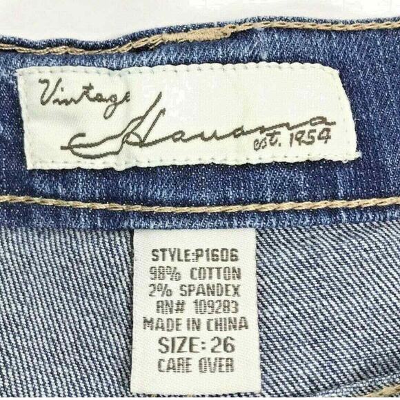 Womens Cut Off Jean Shorts Size 26 Booty Denim Shortie Pom Pom Pockets Distress‎ - Picture 8 of 8